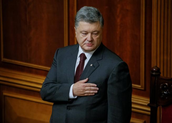 Ukraine's Poroshenko says tougher to secure Western support against Russia