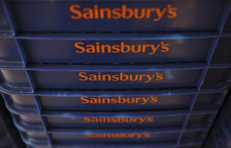 Sainsbury's expects tough market to persist as sales fall again
