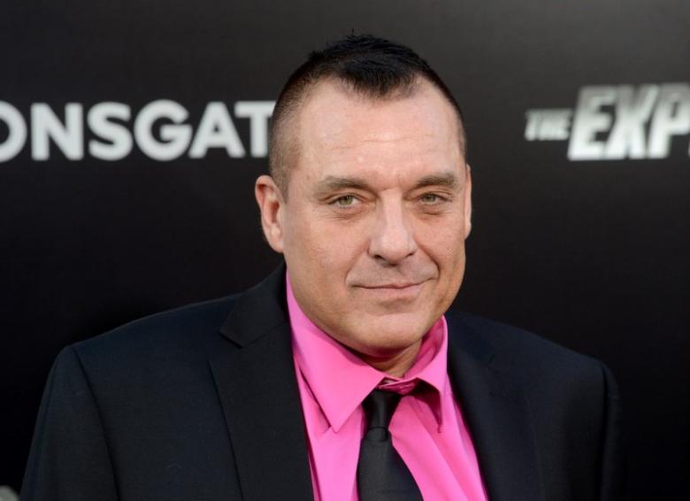 Actor Tom Sizemore charged with domestic abuse