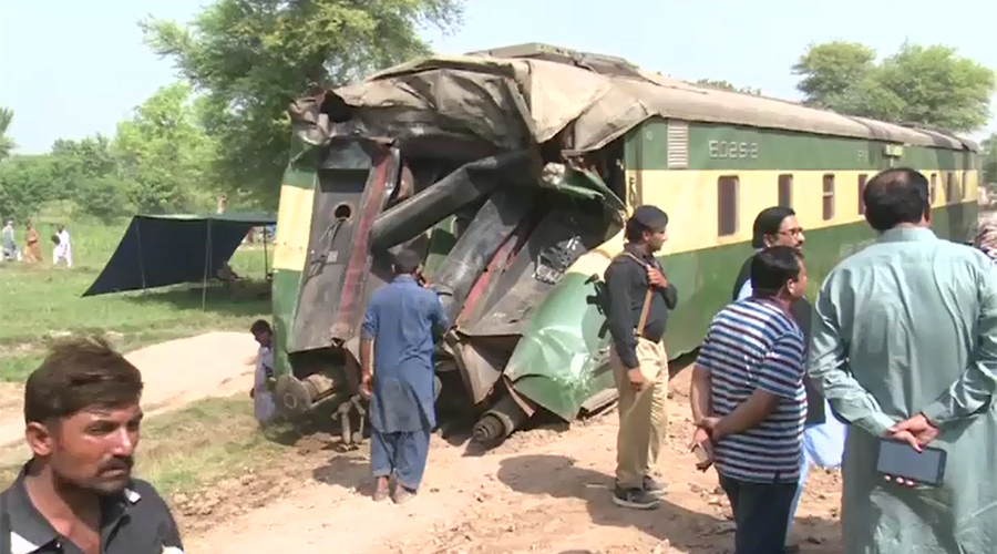 Driver held responsible for Multan train accident