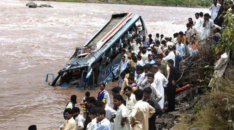 Three die as van falls into Neelum River in Muzaffarabad