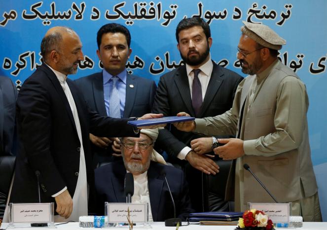 Afghanistan signs peace deal with Gulbuddin Hekmatyar