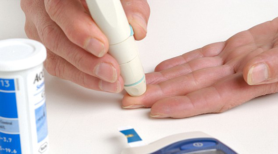 Earlier diabetes diagnosis linked to worse mid-life heart health