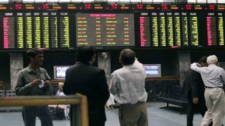 Dollar further declines by 23 paisa as PSX crosses 40,000 points