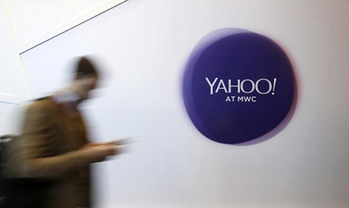 Some Yahoo users close accounts amid fears breach could have ripple effects