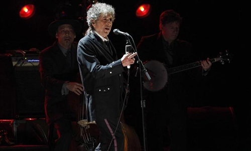Swedish Academy says up to Dylan if he wants to come to receive Nobel Prize