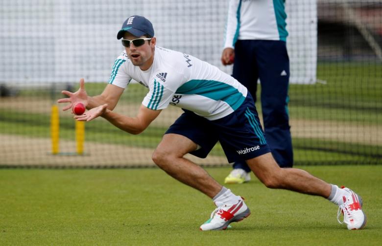 England bat first, Duckett debuts in Chittagong