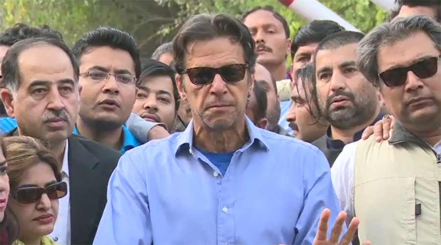 Imran Khan asks PTI workers to reach Bani Gala tomorrow