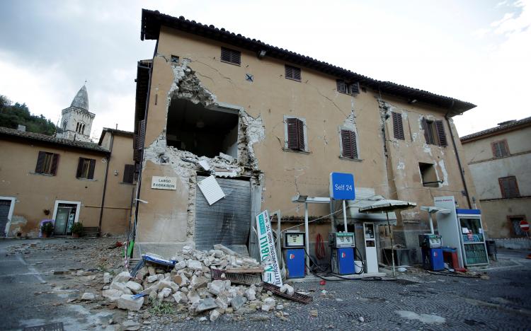 Quakes cause fear, injuries, widespread damage in central Italy