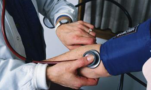 Some blood pressure drugs tied to risk of mood disorder hospital stays