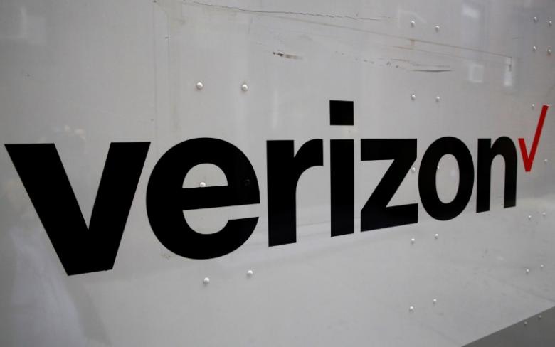 Verizon says Yahoo hack 'material,' could affect deal