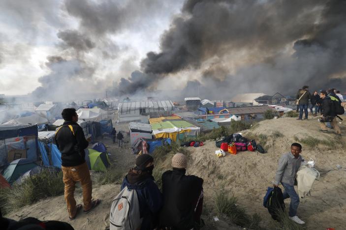 France and Britain feud over young Jungle camp migrants