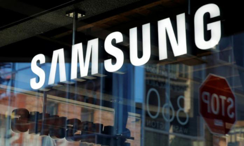 Investors demand answers, new phone from Samsung after Note 7 fire fiasco