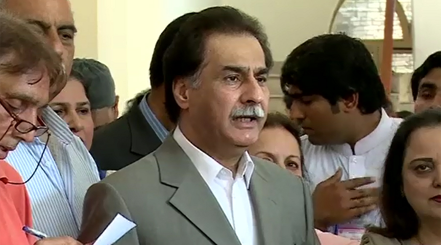 NA speaker criticizes Imran Khan, says capital will not shut on Oct 30