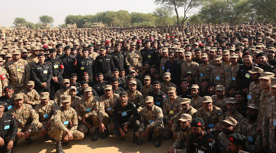 COAS inspects Army field exercises in Kharian, lauds troops’ combat efficiency