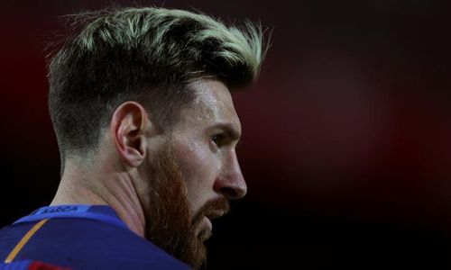 Messi hailed as 'extraterrestrial' after Barca victory