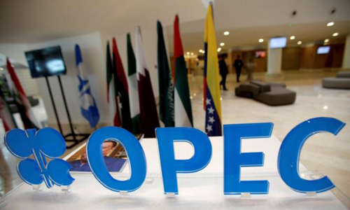 Saudi wants OPEC to solve own problems before meeting non-OPEC