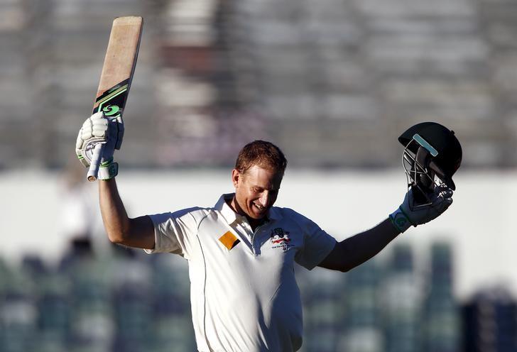 Voges concussed after struck on head by bouncer