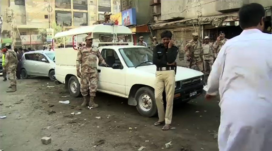 Six shot dead in Karachi incidents