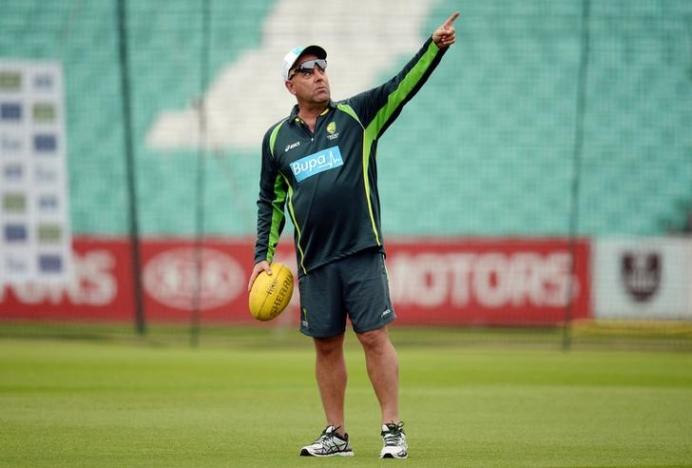 Australia coach looks to defuse Maxwell-Wade row