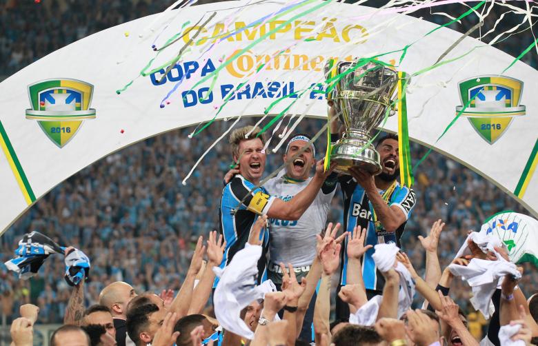 Gremio win Brazilian Cup in emotion-charged game