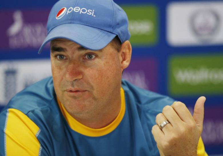 Pakistan coach Mickey Arthur plays down return to Australia