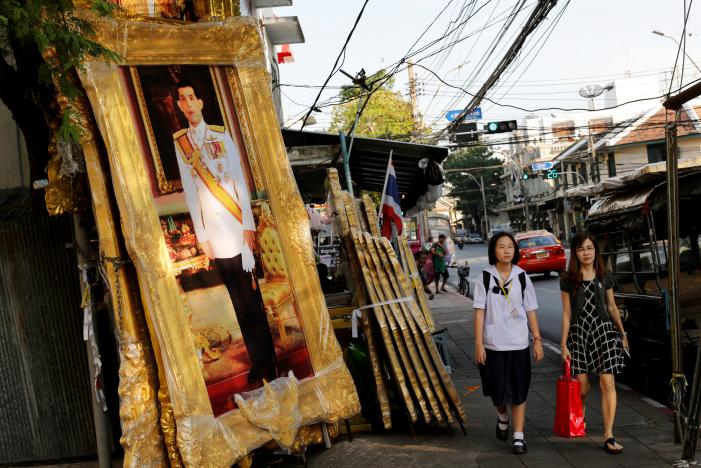 Thailand's crown prince returns from abroad to become King Rama X