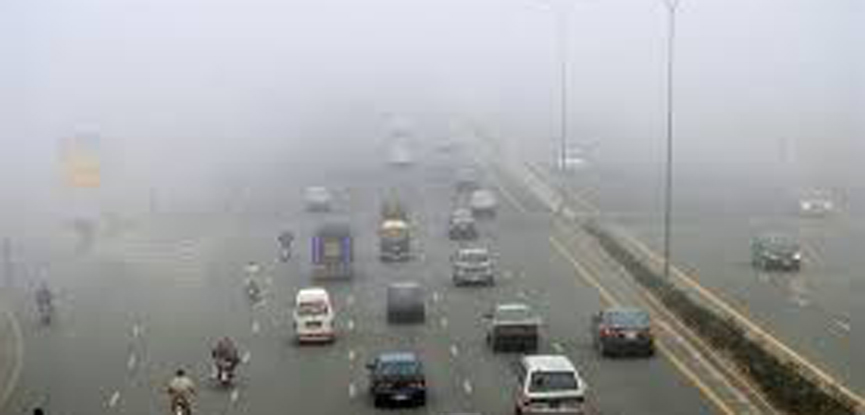 Thick fog blankets large parts of Punjab