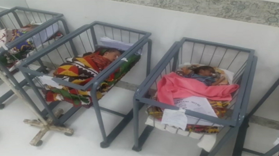 Two more kids die of food shortage in Tharparkar