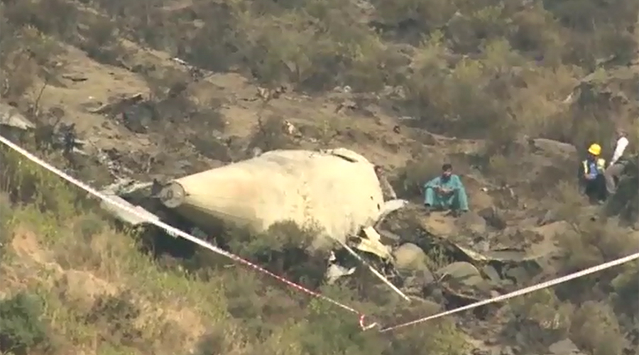 French team visits plane tragedy site, takes debris into custody