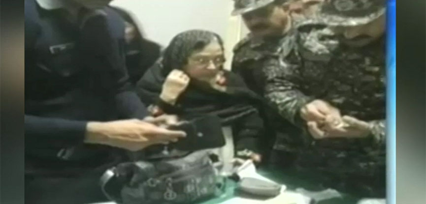 Woman held for smuggling gold, currency at Multan airport