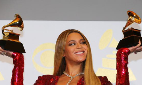 Pregnant Beyonce keeps all eyes on her despite shock Grammy loss
