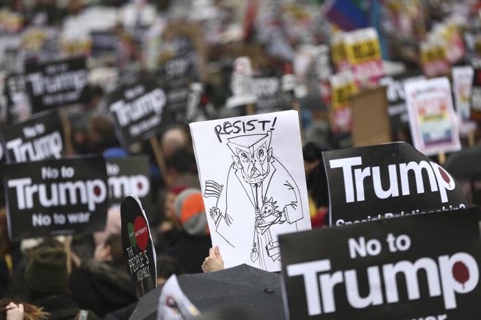 Thousands protest in London against Trump's refugee ban