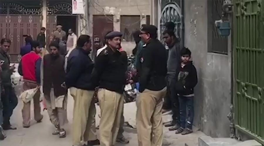 Mother of three shot dead for honor in Lahore