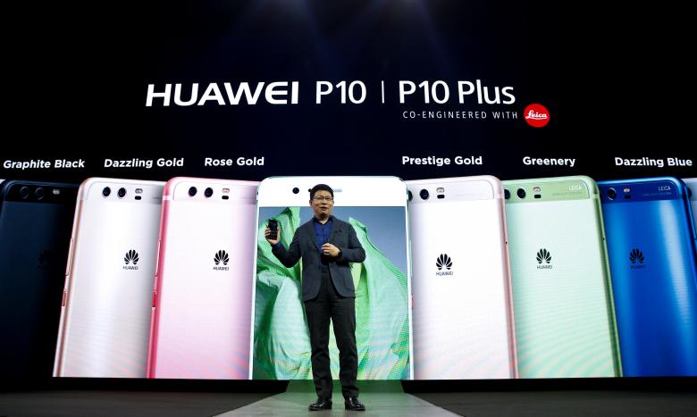 Huawei seeks to exploit Samsung gap with new smartphone