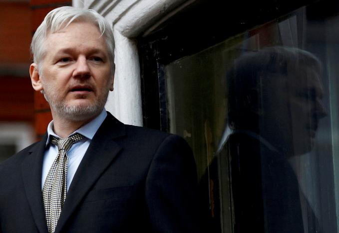 Swedish prosecutors not ready to decide on Assange, waiting on translation