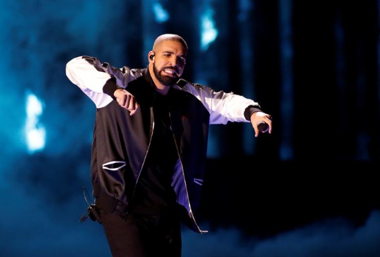 Drake ends Sheeran's Billboard 200 reign, smashes streaming record