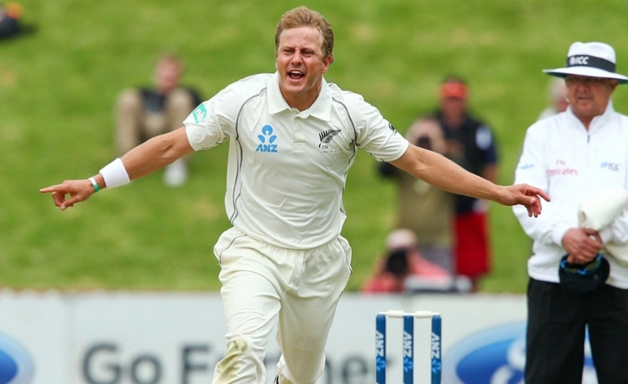 Wagner double strike gives NZ advantage at lunch