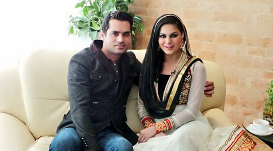 Veena Malik, Asad Khattak part ways after 3 years of marriage