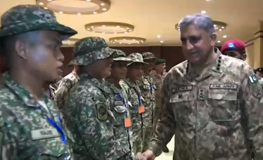 COAS meets foreign teams participating in 2nd Pakistan Army Team Spirit event