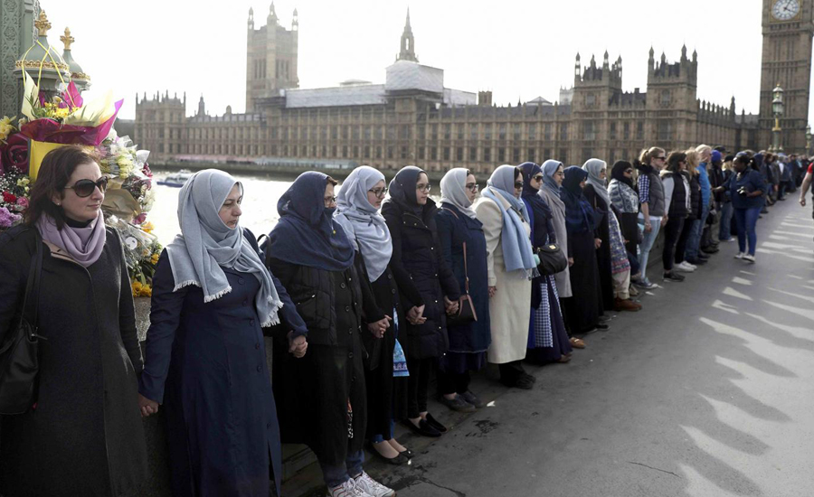Muslim women stand in solidarity for London terror victims