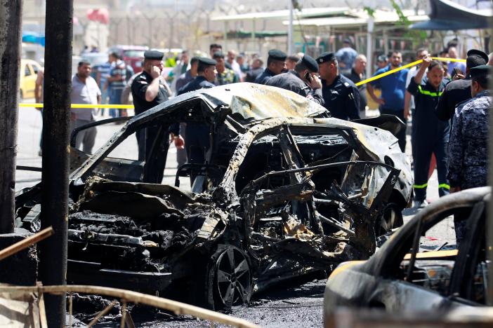 Car bombs kill 23 in central Baghdad, hit Ramazan crowds
