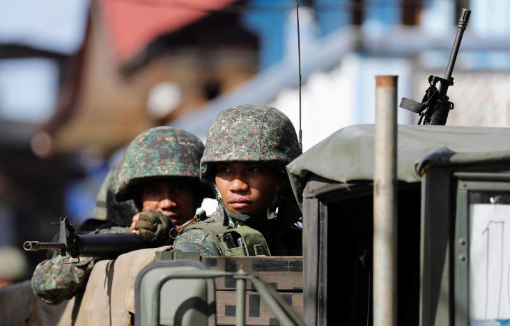 Philippines puts city on lockdown over fears of militant infiltration