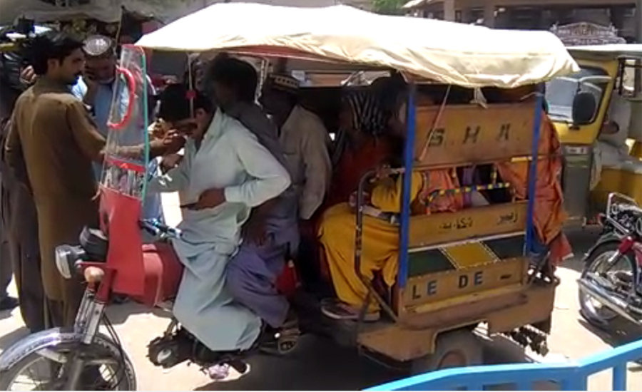 Woman gives birth to baby in rickshaw, newborn dies