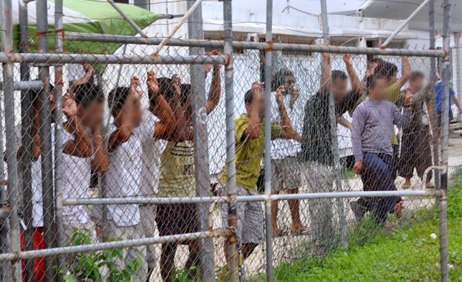 US starts 'extreme vetting' at Australia's offshore detention centers
