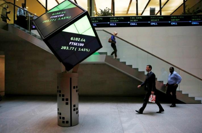 World stocks hit record after Fed minutes