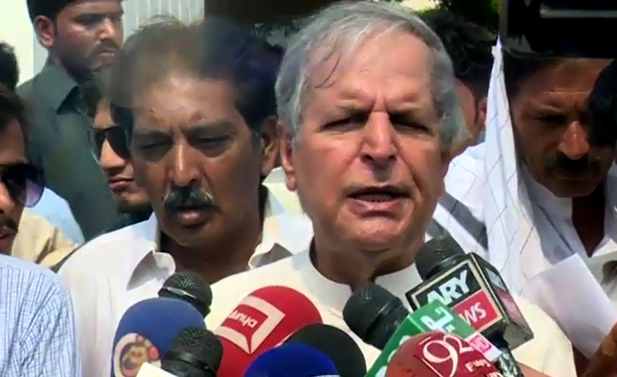 Javed Hashmi asks Chaudhry Nisar not to quit party