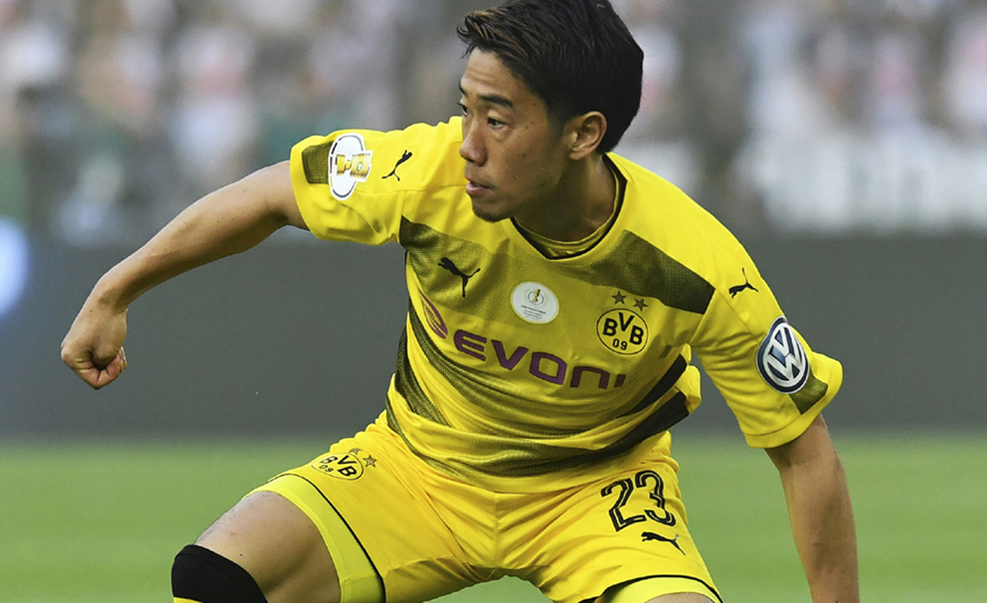 Japan international Kagawa extends Dortmund contract until 2020