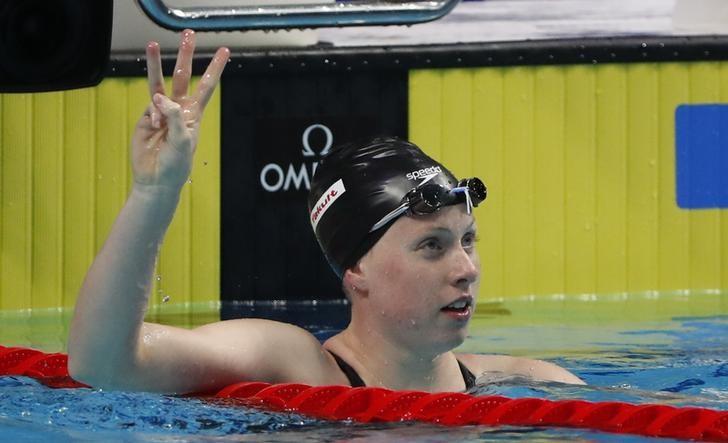 King breaks 50 meters breaststroke world record