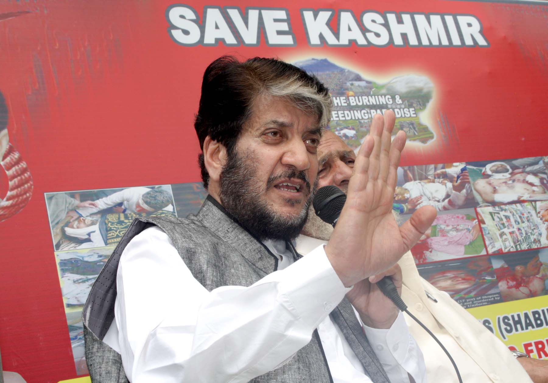Hurriyat leader Shabir Shah arrested in Kashmir
